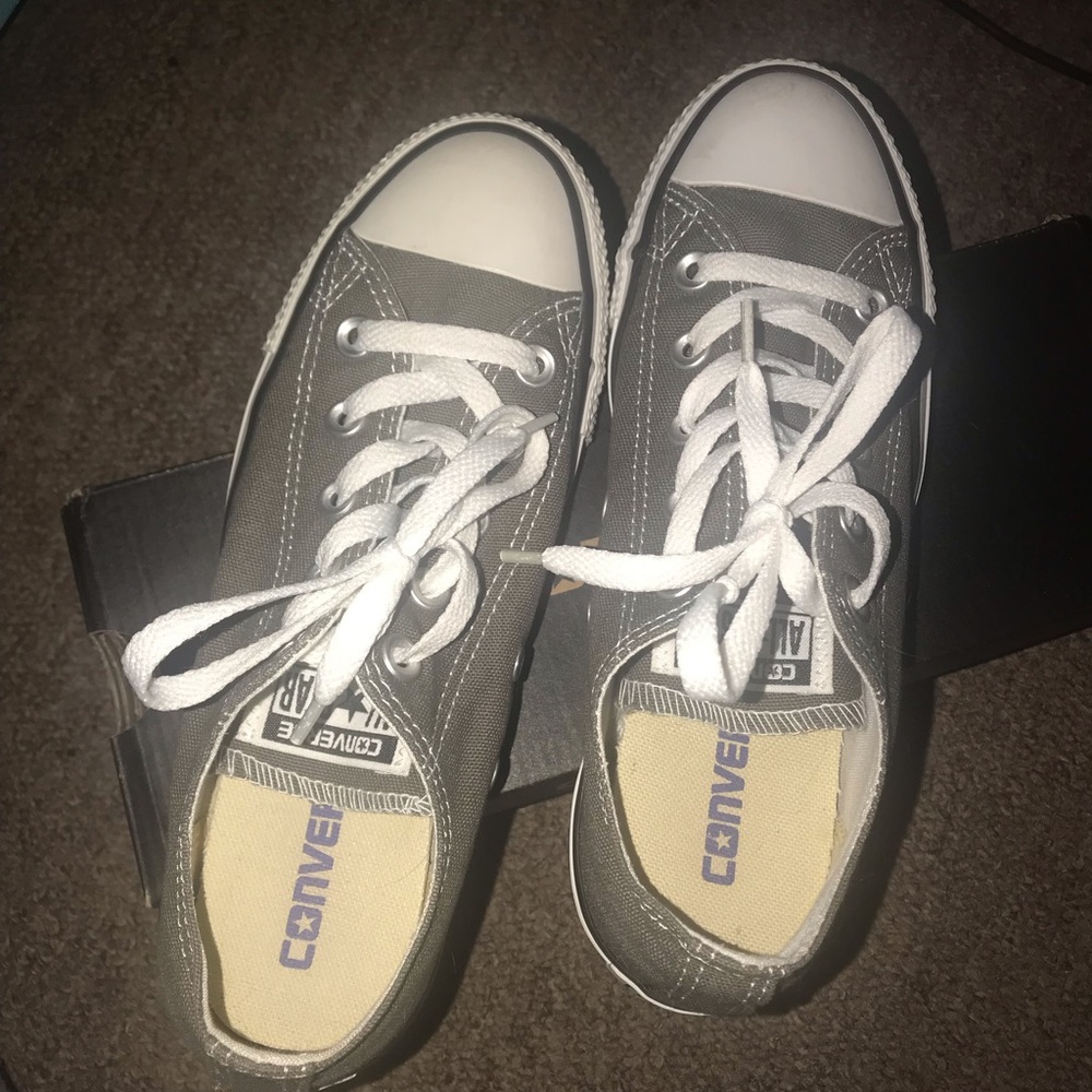 converse - Picture 1 of 3
